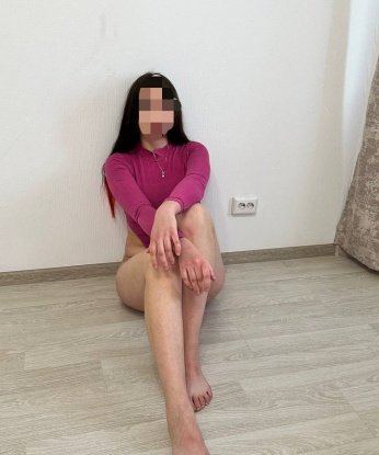 Я создам для тебя незабываемый мир наслаждения и удовольствия💋
Мои услуги находятся в Москве, столице соблазна и страсти❤️ Люблю эксперименты и открыта для новых возможностей. Мои гладкие, соблазнительные формы и пылкий темперамент подарят тебе настоящий кайф🔥
Живо представлю тебе все, о чем мечтал, воплотив твои фантазии в жизнь. Уверена, что мой опыт вызовет твои самые смелые желания.
Отзывы моих довольных клиентов говорят сами за себя – только положительные эмоции и бесконечное удовольствие😉 Комфорт и конфиденциальность – мои принципы работы.
Увидимся в Москве, где я с радостью окунусь с тобой в мир жгучего секса и незабываемых эмоций. Уже жду встречи и хочу показать свои сногсшибательные фото📸 Пиши, не стесняйся, я здесь, чтобы потакать всем твоим желаниям и фантазиям.💕 Алина