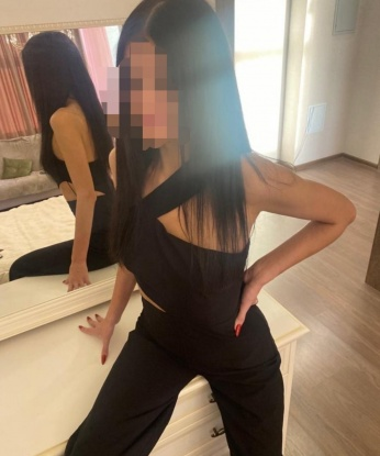 Солнышко ☀️ Я - та девочка, о которой ты мечтал... Спелая груша в сеточке, нежная и страстная. В Москве я проведу с тобой незабываемые моменты наслаждения. Я опытная индивидуалка, готовая погрузиться с тобой в мир страсти и удовольствия. Мои услуги разнообразны и учитывают все твои желания. Позволь мне понять, что заставляет твое сердце биться быстрее, и я превратю твои мечты в реальность. Возможно, ты останешься так доволен, что вернешься ко мне снова и снова. Мои отзывы говорят о моем таланте и внимании к деталям. Объявление сопровождают реальные фото, чтобы ты мог увидеть мою красоту и природность. Со мной ты будешь чувствовать себя особенным и желанным. Жду тебя, мой красавчик. Целую 💋 Рая